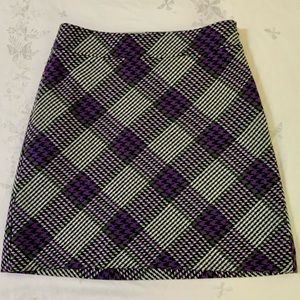 Ann Taylor Loft Houndstooth Wool-Blend Mini-skirt, size 2 EUC